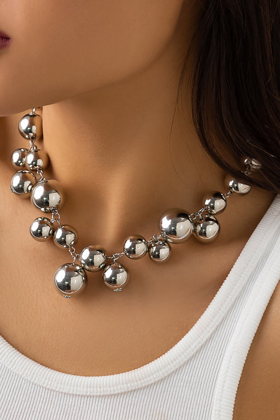 Elegant Pearl Statement Necklace
