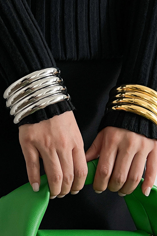Elegant Gold Bangle Bracelet Set