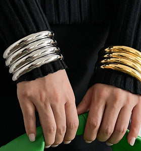 Elegant Gold Bangle Bracelet Set