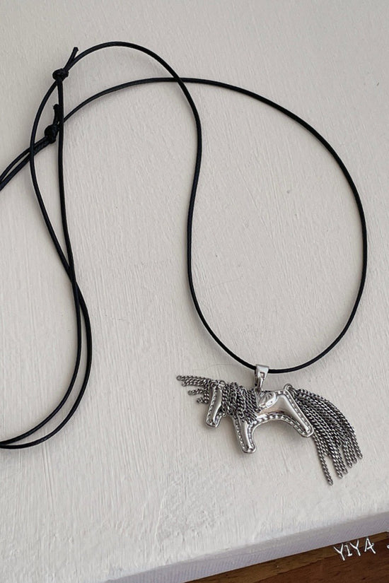 Elegant Horse Pendant Necklace