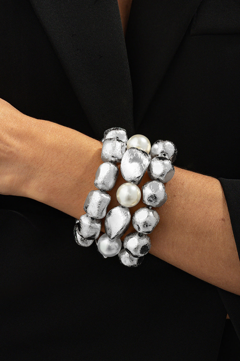 Chunky Pearl and Gold Tone Bracelet