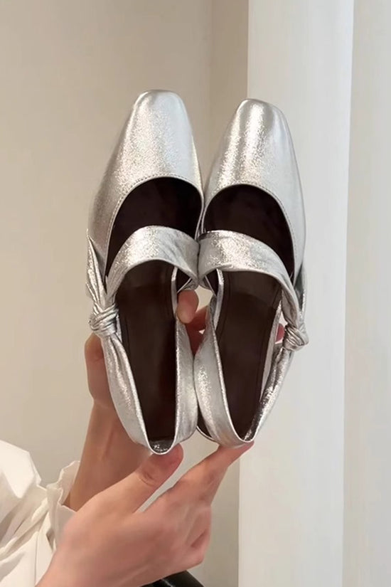 Elegant Knot-Tie Ballet Flats