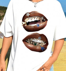 Bold Graphic Lip Print T-Shirt