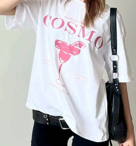 Chic Graphic T-Shirt for Stylish Outfits
