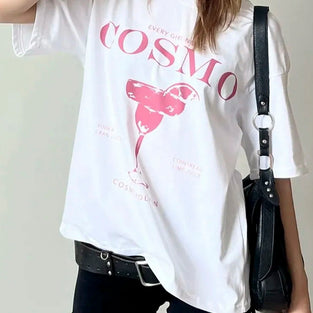 Chic Graphic T-Shirt for Stylish Outfits