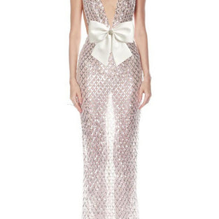 Elegant Bow-Accent Sleeveless Evening Gown