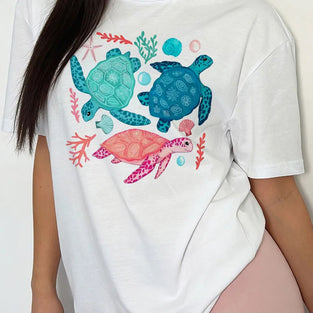 Sea Turtle Graphic T-Shirt