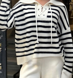 Striped Lace-Up Casual Hoodie