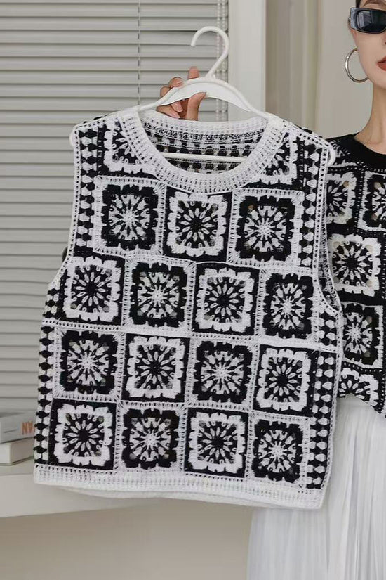 Geometric Patterned Sweater Vest