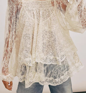 Off-Shoulder Layer Lace Top