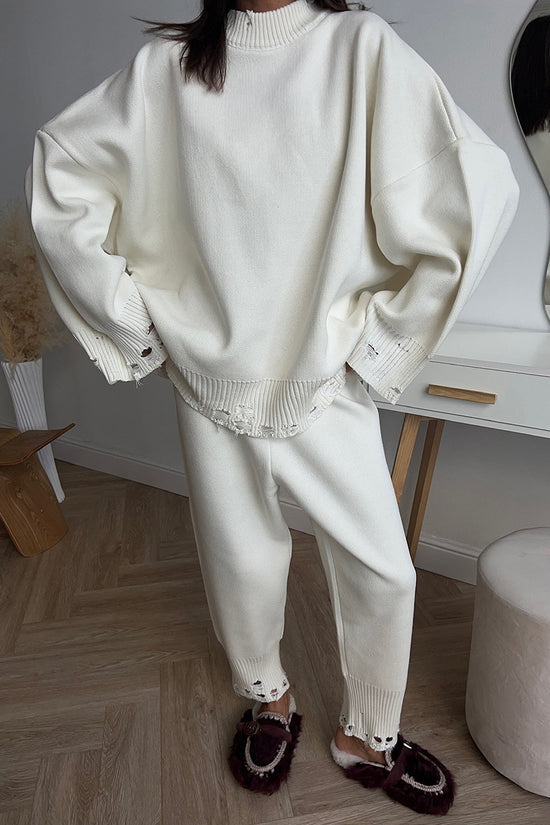 Elegant Pants Set with Knit Details