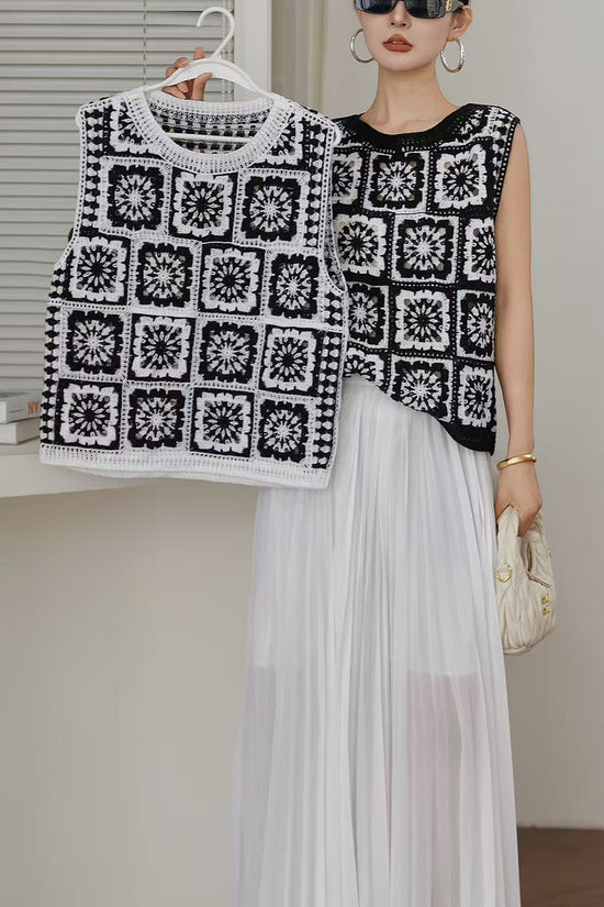 Geometric Patterned Sweater Vest