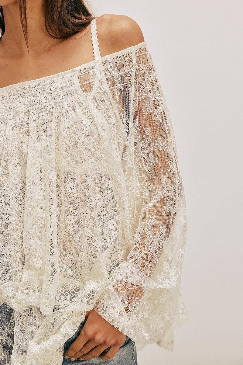 Off-Shoulder Layer Lace Top