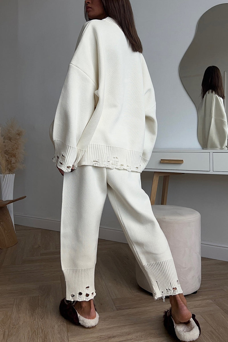 Elegant Pants Set with Knit Details
