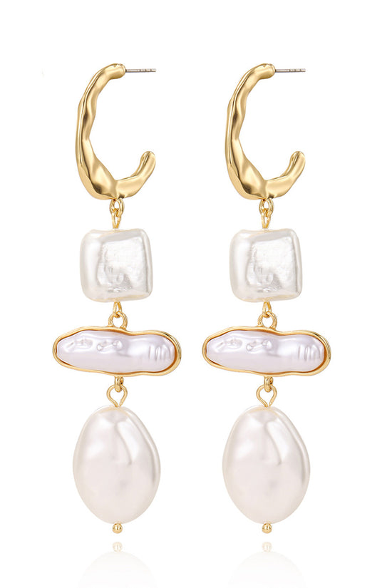 Elegant Drop Earrings with Modern Design
