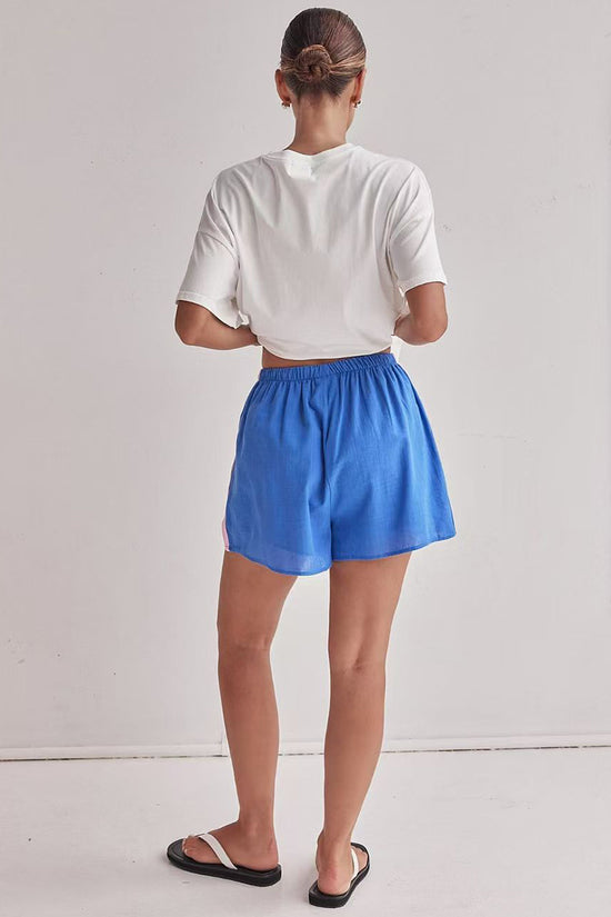 Scallop Graphic Tee