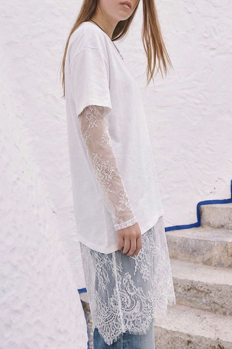 Lace Details Asymmetric Hem T-Shirt
