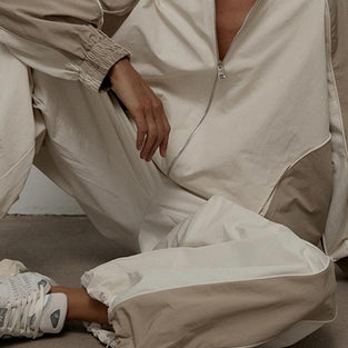 Stylish Activewear Set with Jacket and Pants