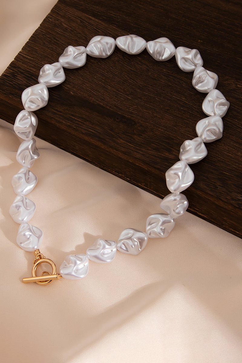 Elegant Twist Bead Necklace