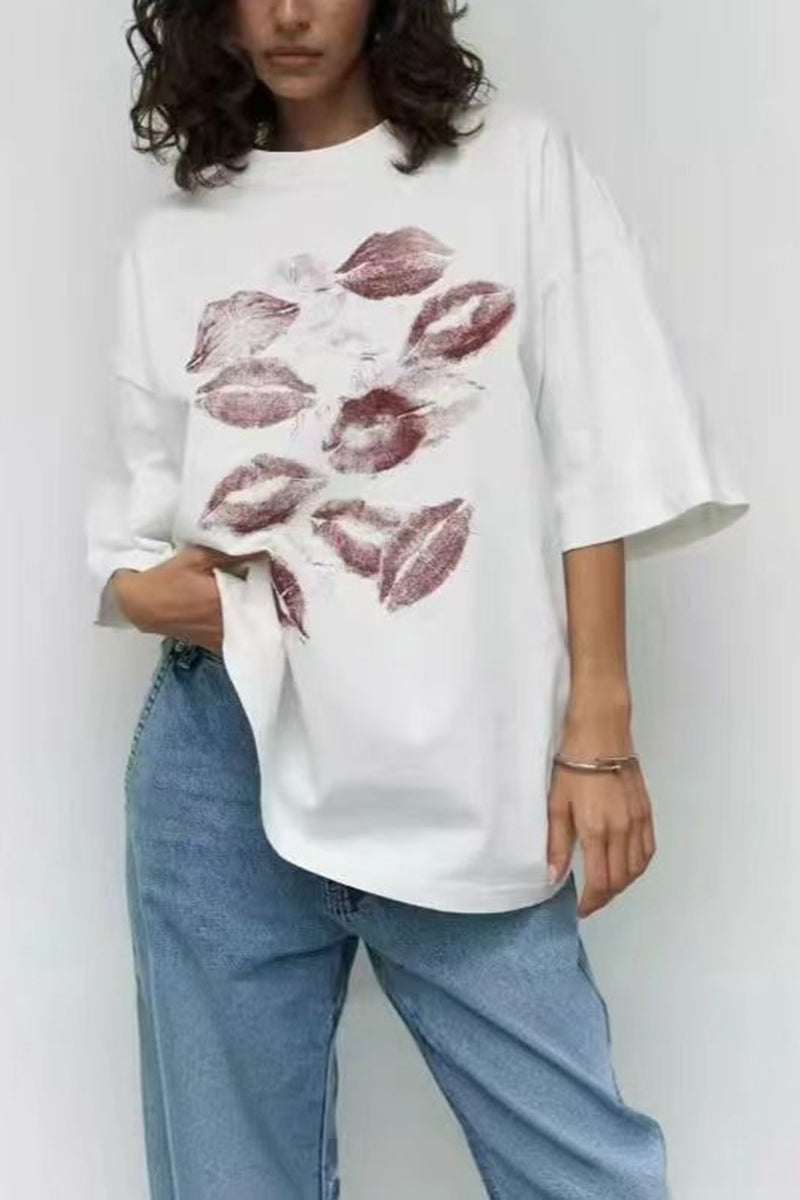 Kiss Print Oversized T-Shirt