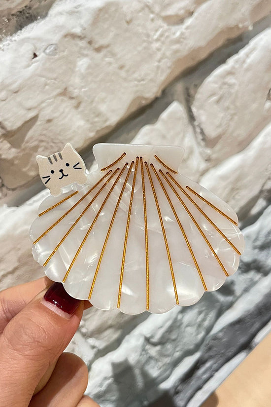 Cat Shell Patterned Hair Clip