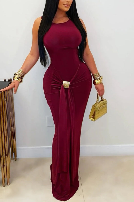 Elegant Sleeveless Maxi Dress with Tie Waist