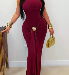 Elegant Sleeveless Maxi Dress with Tie Waist