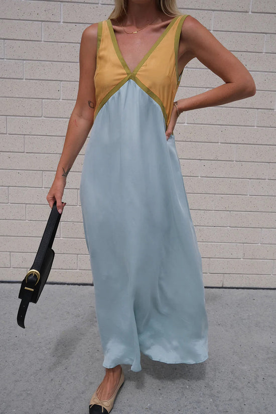 V-Neck Sleek Casual Maxi Dress