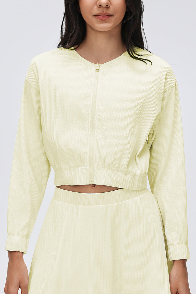 Chic Cropped Active Top