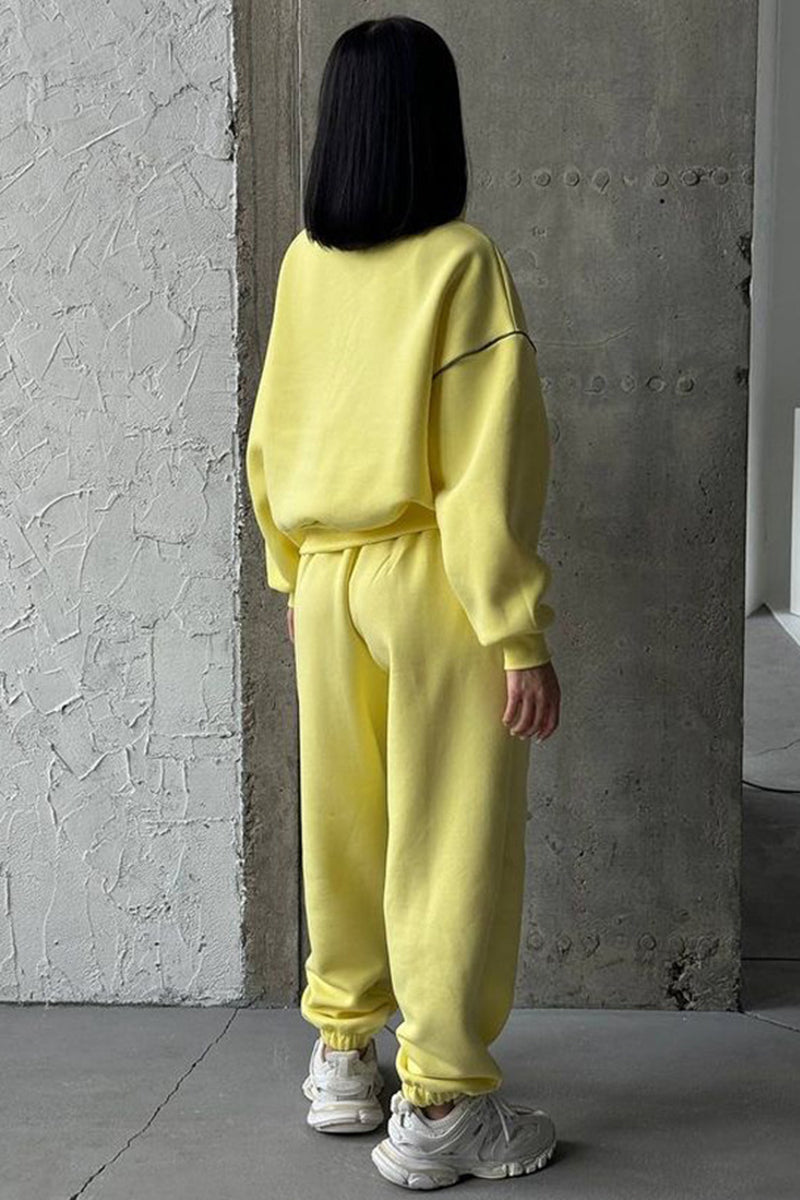 Stylish High-Collar Activewear Set