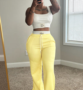 Trendy Activewear Set with Cropped Top
