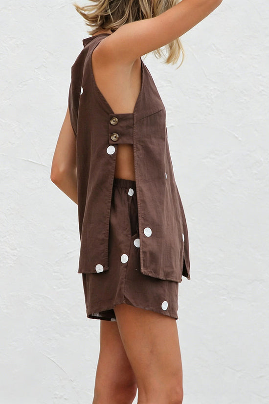 BROWN (3).jpg
