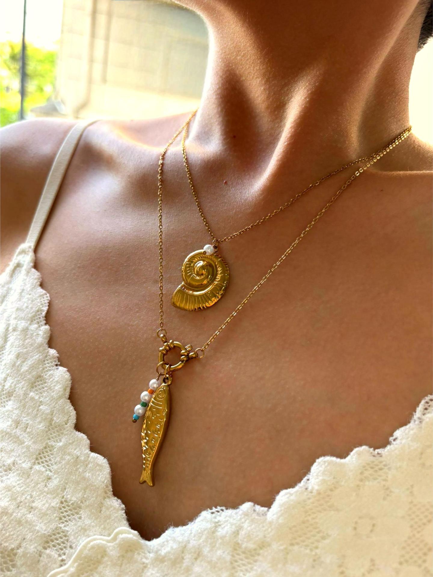 GOLD (3).jpg
