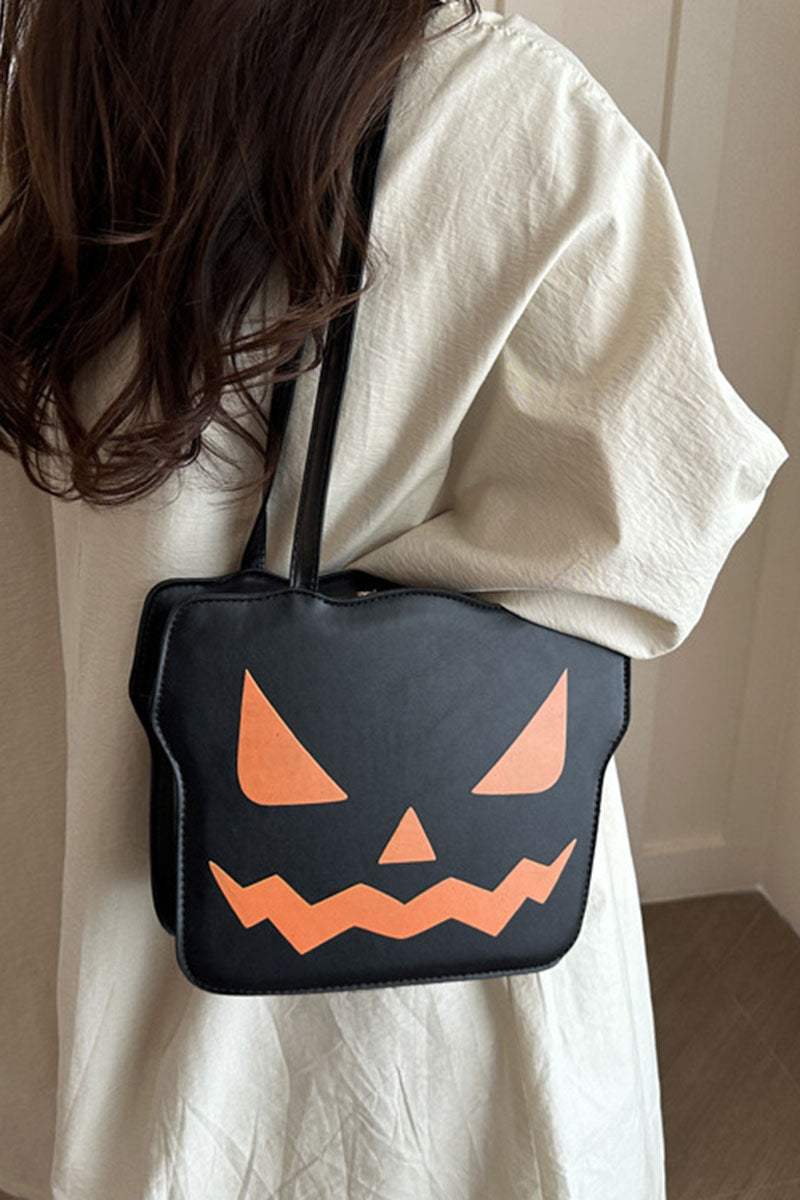 BLACK (6).jpg