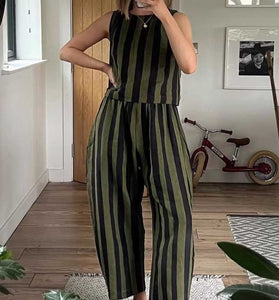 GREEN (1).jpg