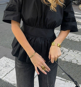 BLACK (1).jpg