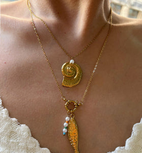 GOLD (1).jpg