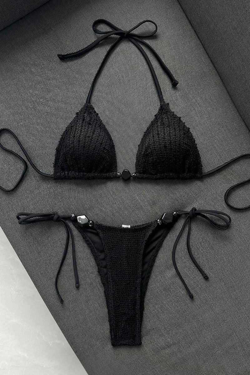 BLACK (1).jpg