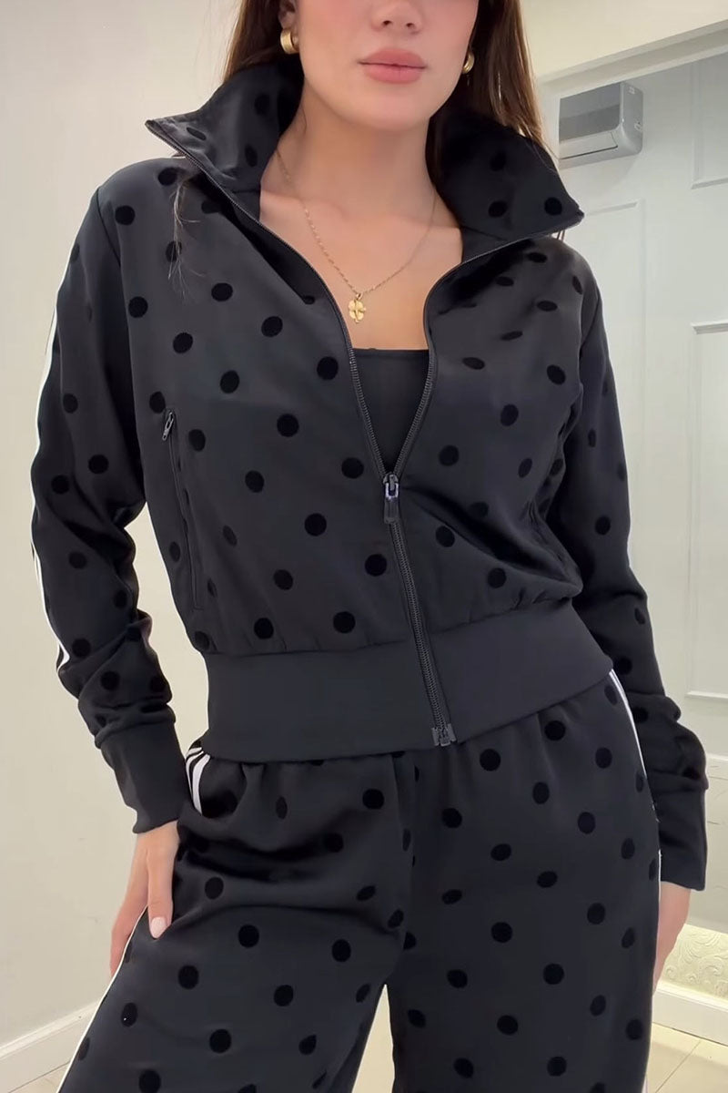 BLACK (2).jpg