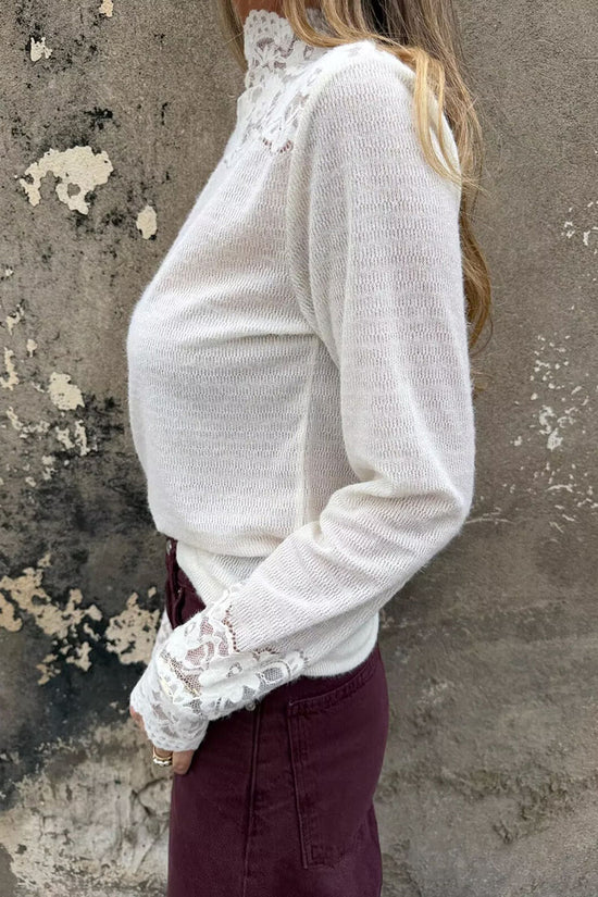 WHITE (3).jpg