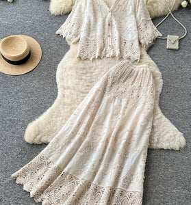 BEIGE.jpg