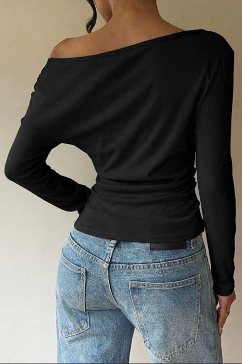 BLACK (3).jpg