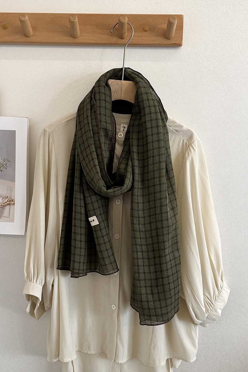 GREEN (1).jpg