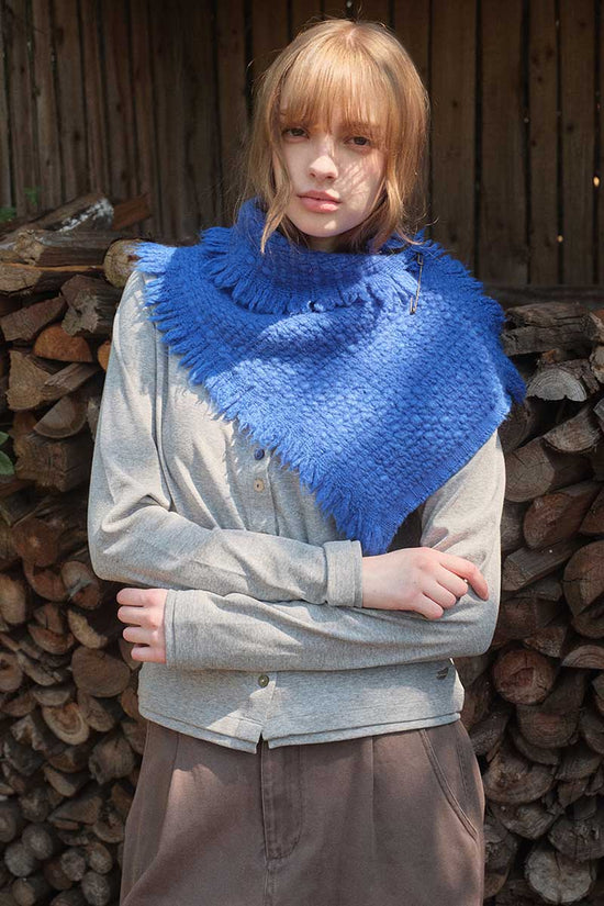 BLUE (2).jpg
