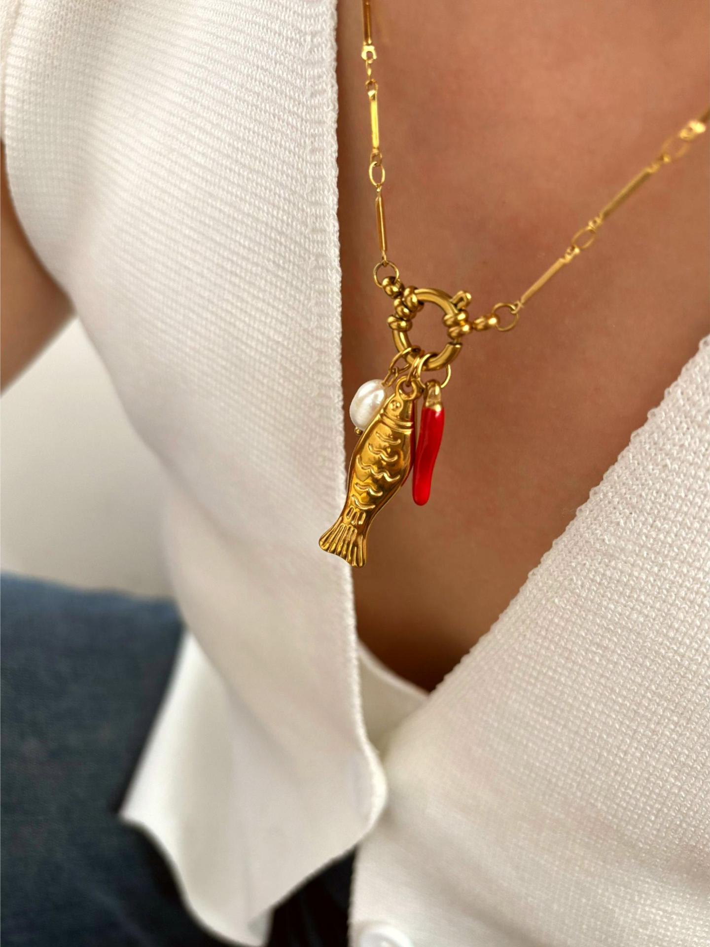 GOLD (2).jpg