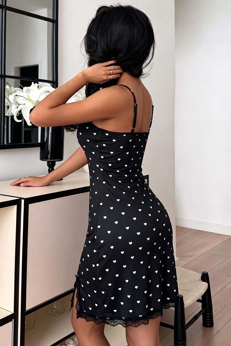 BLACK (3).jpg