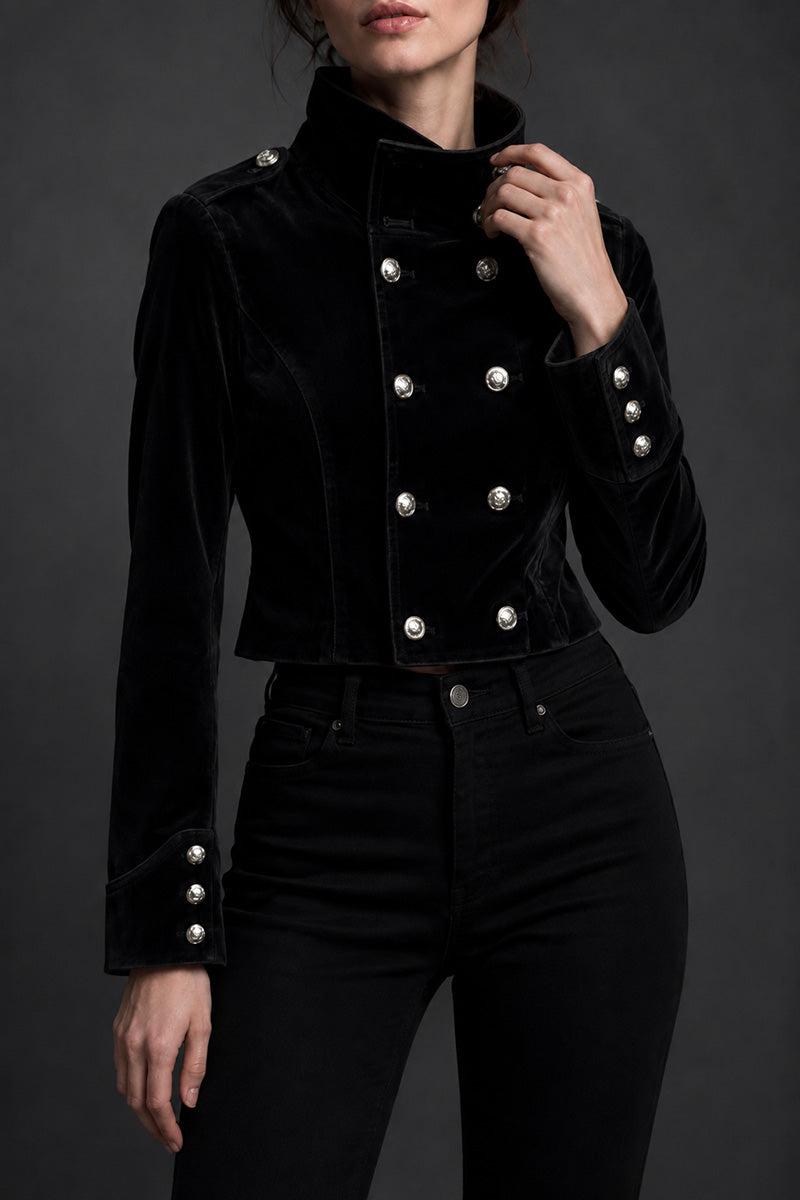 BLACK (1).jpg