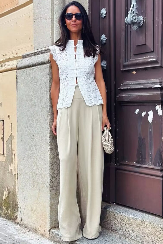 WHITE (4).jpg