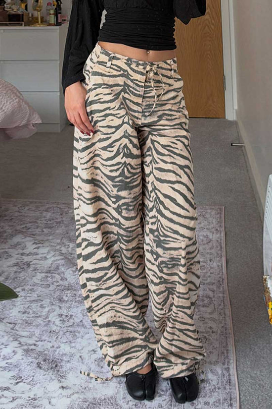 KHAKI (2).jpg