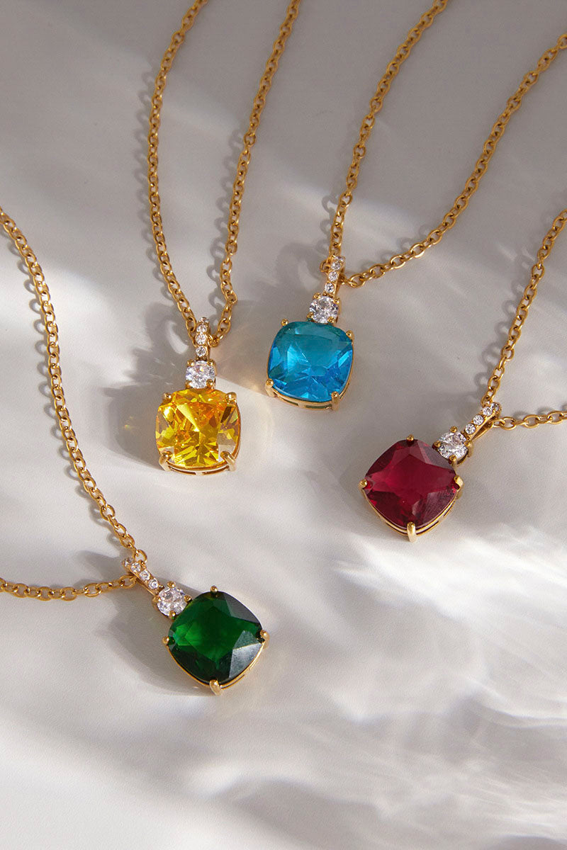 Elegant Crystal Pendant Necklace